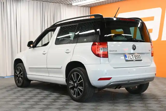 Valkoinen Maastoauto, Skoda Yeti – ILT-200