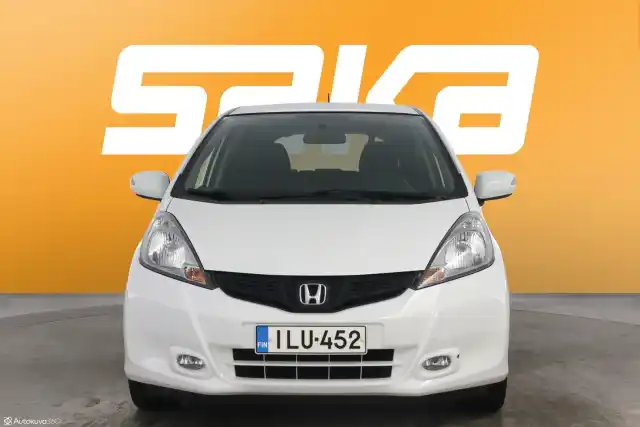 Valkoinen Viistoperä, Honda Jazz – ILU-452