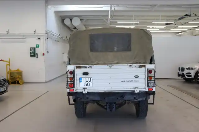 Valkoinen Avolava, Land Rover Defender – ILU-50