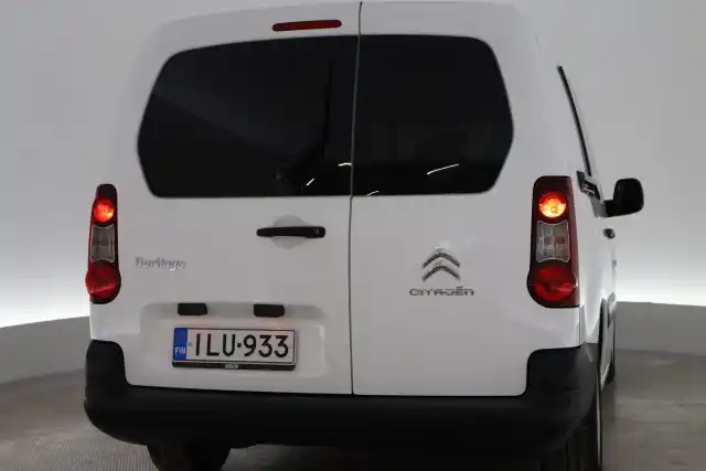 Valkoinen Pakettiauto, Citroen Berlingo Van – ILU-933