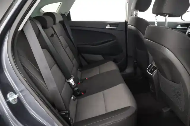 Harmaa Maastoauto, Hyundai Tucson – ILX-914