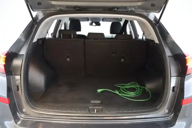 Harmaa Maastoauto, Hyundai Tucson – ILX-914