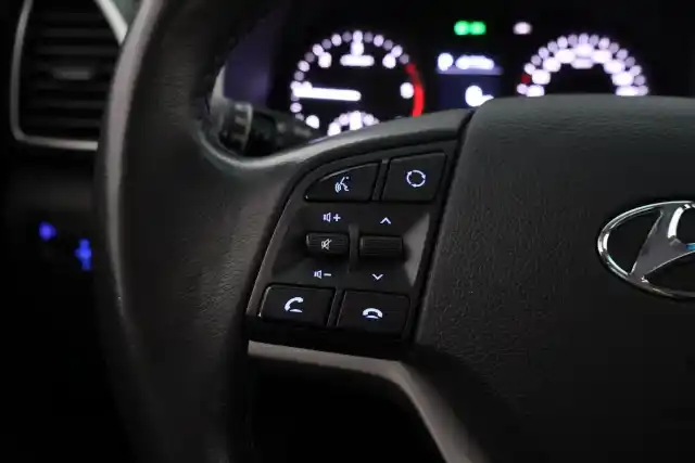 Harmaa Maastoauto, Hyundai Tucson – ILX-914