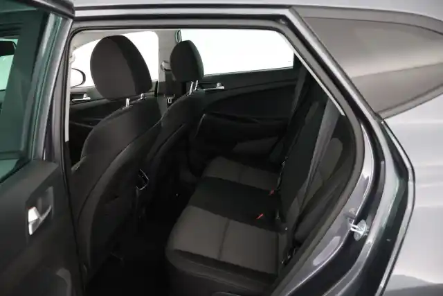 Harmaa Maastoauto, Hyundai Tucson – ILX-914