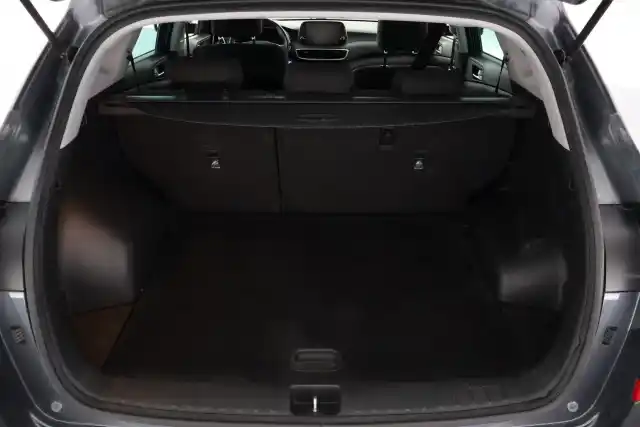 Harmaa Maastoauto, Hyundai Tucson – ILX-914