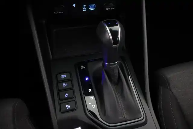Harmaa Maastoauto, Hyundai Tucson – ILX-914