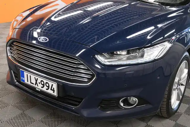 Sininen Viistoperä, Ford Mondeo – ILX-994