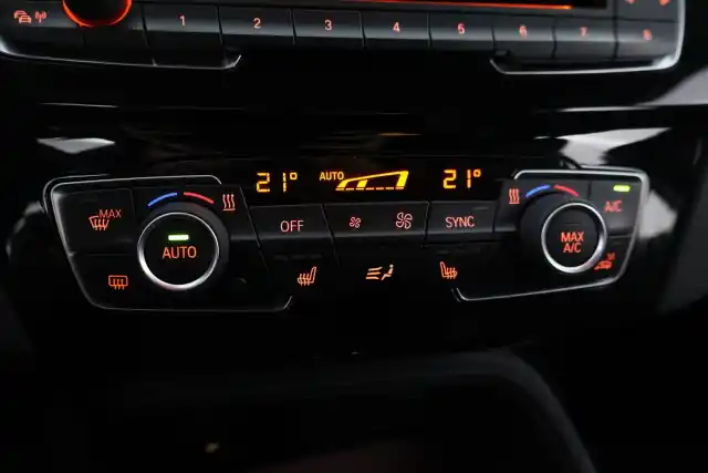 Musta Maastoauto, BMW X1 – IMJ-502