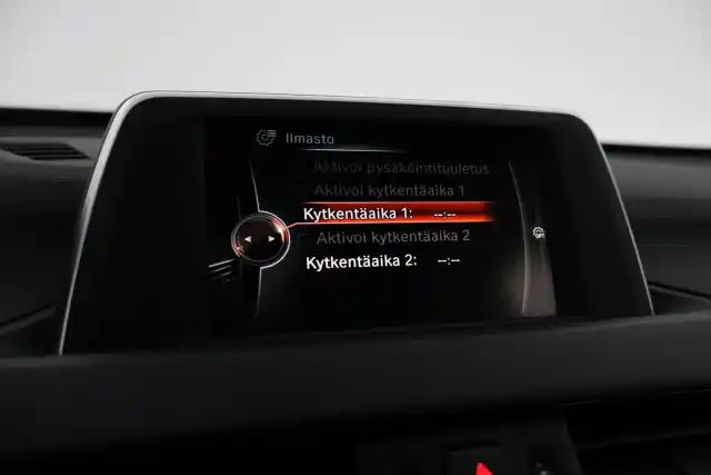 Musta Maastoauto, BMW X1 – IMJ-502