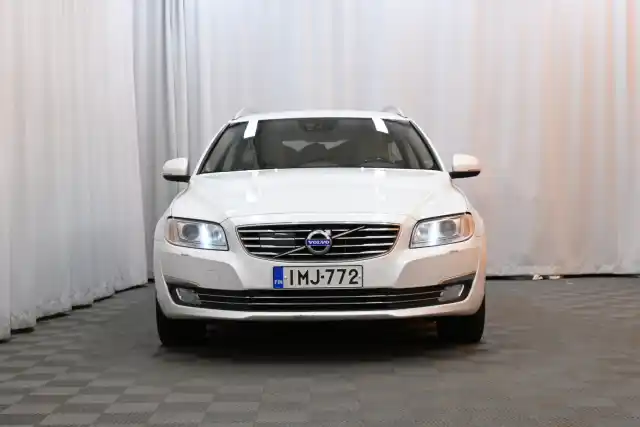 Valkoinen Farmari, Volvo V70 – IMJ-772