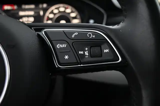 Hopea Sedan, Audi A4 – IMM-363