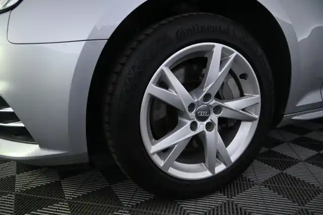Hopea Sedan, Audi A4 – IMM-363