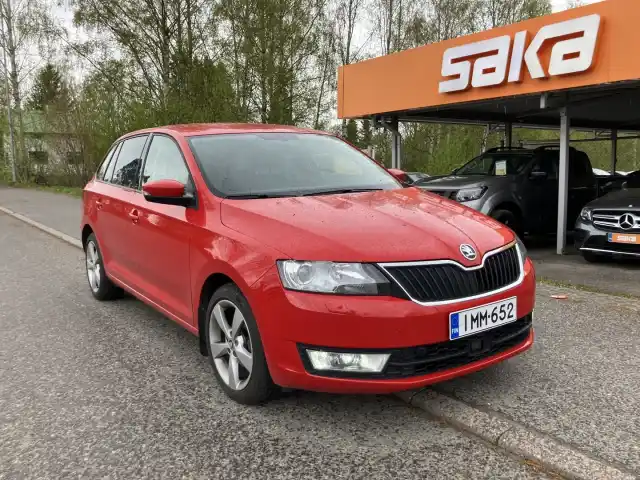 Punainen Viistoperä, Skoda Rapid – IMM-652