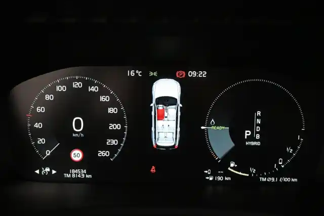 Musta Maastoauto, Volvo XC90 – IMM-745
