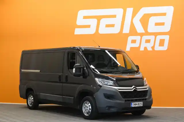 Harmaa Pakettiauto, Citroen Jumper – IMM-825