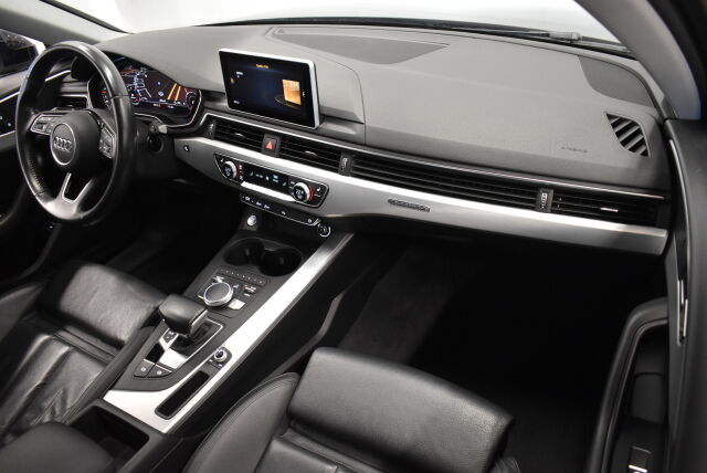 Musta Sedan, Audi A4 – IMR-941