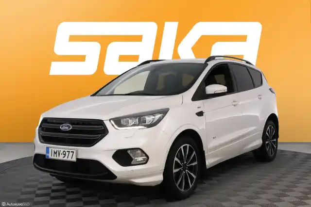 Valkoinen Maastoauto, Ford Kuga – IMV-977