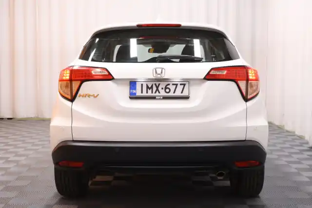 Valkoinen Maastoauto, Honda HR-V – IMX-677