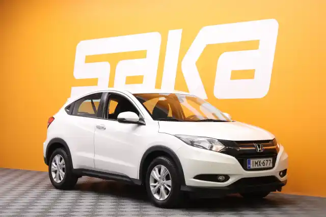 Valkoinen Maastoauto, Honda HR-V – IMX-677