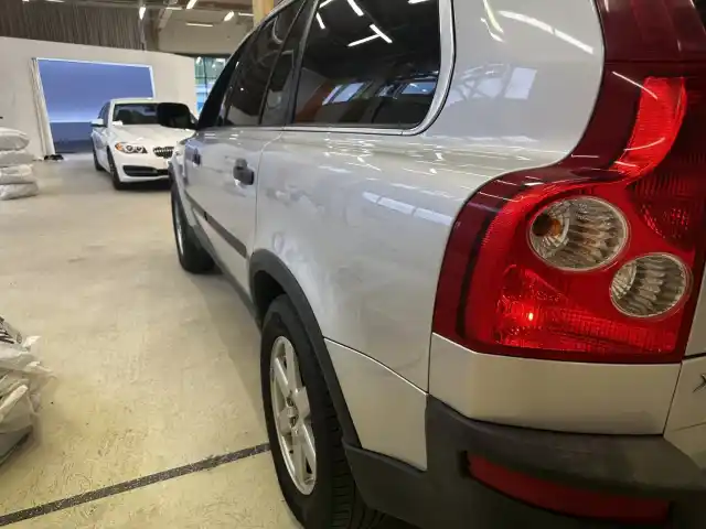 Hopea Henkilöauto, Volvo XC90 – IMZ-677
