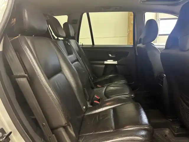 Hopea Henkilöauto, Volvo XC90 – IMZ-677