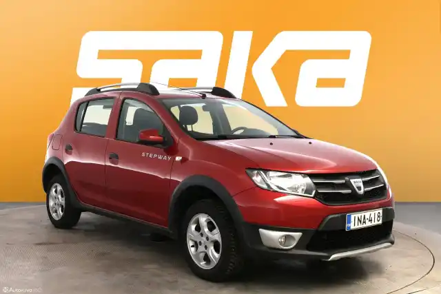 Punainen Viistoperä, Dacia Sandero – INA-418