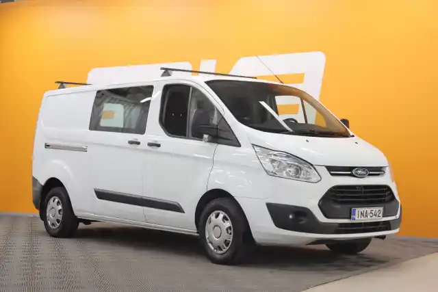 Valkoinen Pakettiauto, Ford Transit Custom – INA-542