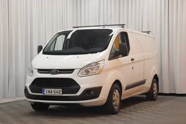 Valkoinen Pakettiauto, Ford Transit Custom – INA-542