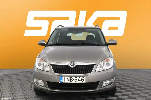 Beige Farmari, Skoda Fabia – INB-546