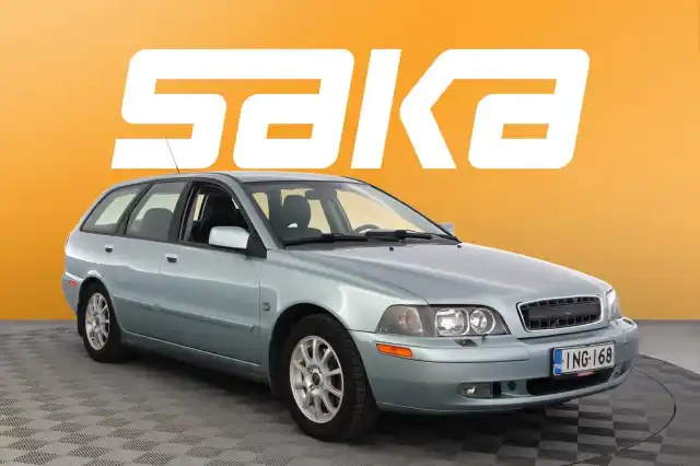 Vihreä Farmari, Volvo V40 – ING-168