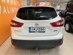 Valkoinen Maastoauto, Nissan Qashqai – INJ-286, kuva 4