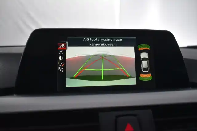 Valkoinen Sedan, BMW 418 – INM-352