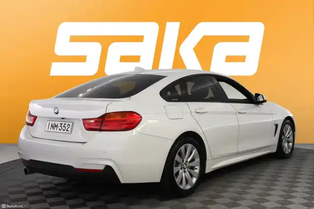 Valkoinen Sedan, BMW 418 – INM-352