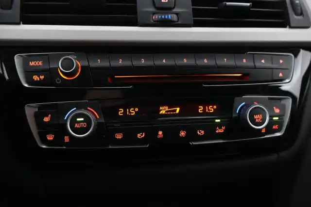 Valkoinen Sedan, BMW 318 – INM-379