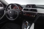 Valkoinen Sedan, BMW 318 – INM-379, kuva 10