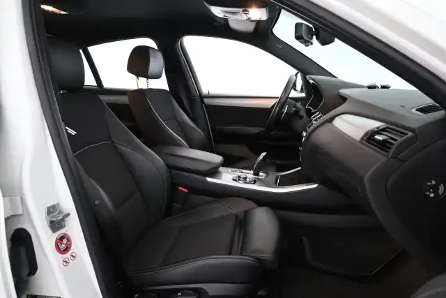 Valkoinen Maastoauto, BMW X4 – INM-399