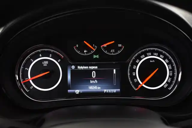 Harmaa Farmari, Opel Insignia – INM-445