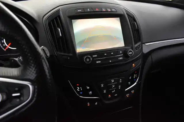Harmaa Farmari, Opel Insignia – INM-445