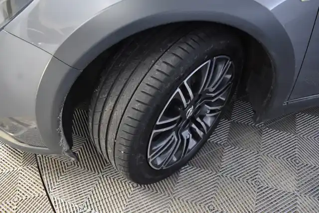 Harmaa Farmari, Opel Insignia – INM-445