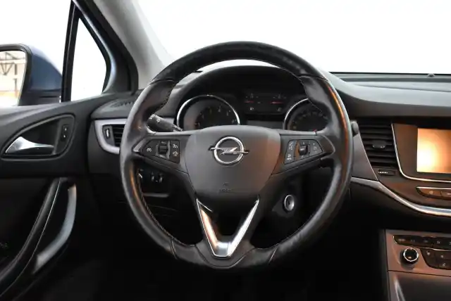 Sininen Farmari, Opel Astra – INM-644