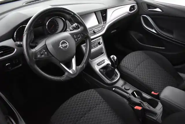 Sininen Farmari, Opel Astra – INM-644