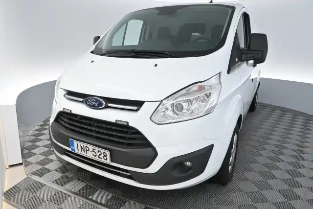 Valkoinen Pakettiauto, Ford Transit Custom – INP-528