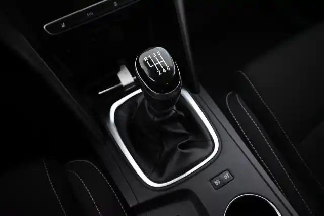 Punainen Farmari, Renault Megane – INP-668