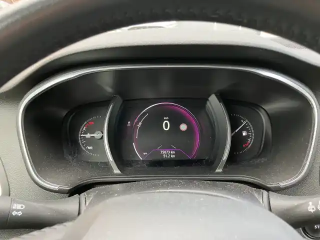 Punainen Farmari, Renault Megane – INP-668