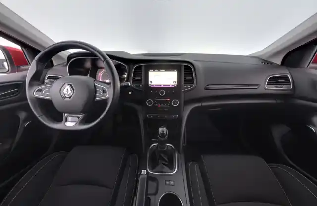 Punainen Farmari, Renault Megane – INP-668