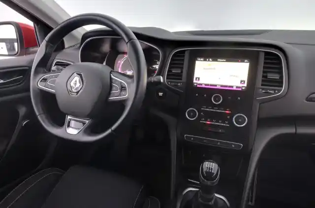 Punainen Farmari, Renault Megane – INP-668
