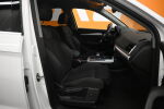 Valkoinen Maastoauto, Audi Q5 – INS-121, kuva 11