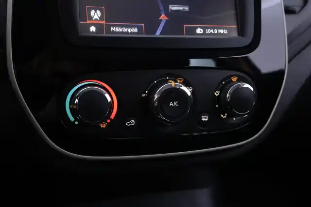 Oranssi Viistoperä, Renault Captur – INS-378