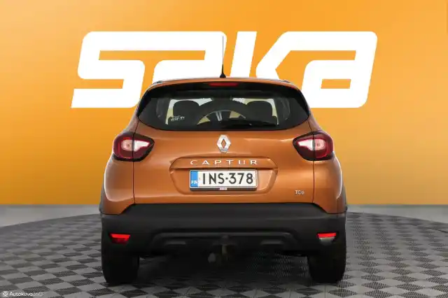 Oranssi Viistoperä, Renault Captur – INS-378