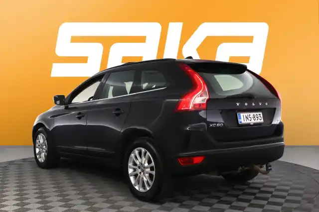 Musta Maastoauto, Volvo XC60 – INS-893